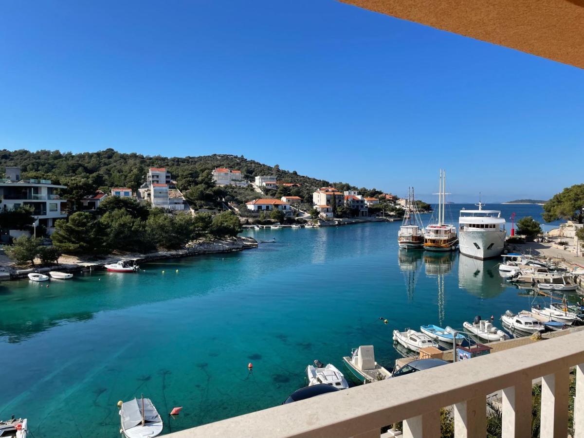 Villa Antoni Ражань Экстерьер фото